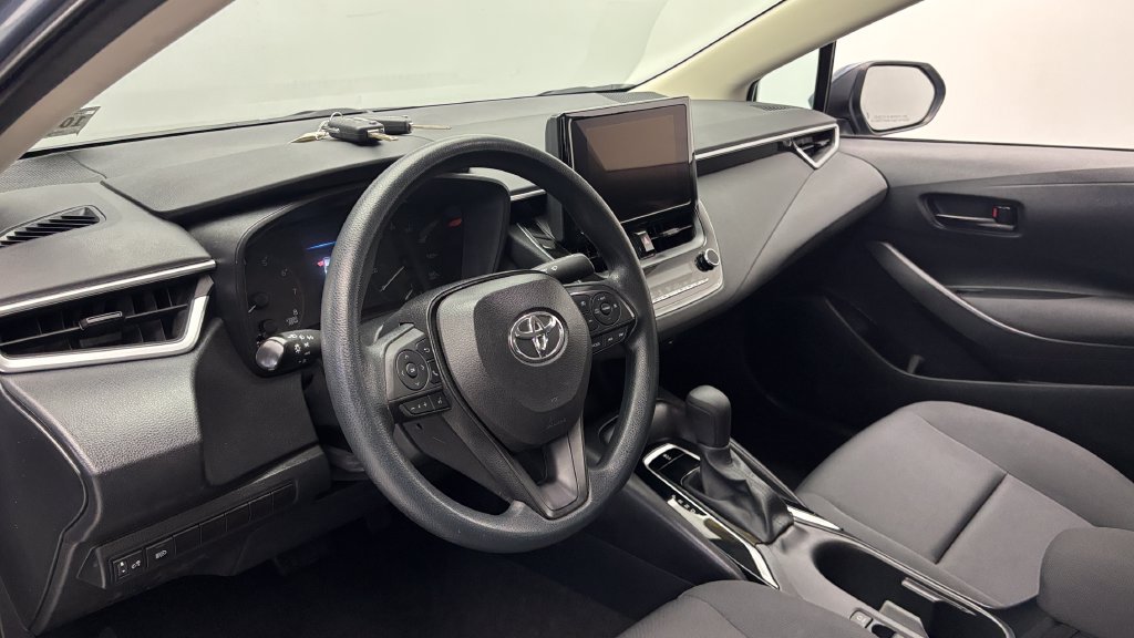 Used 2024 Toyota Corolla LE FWD image 14