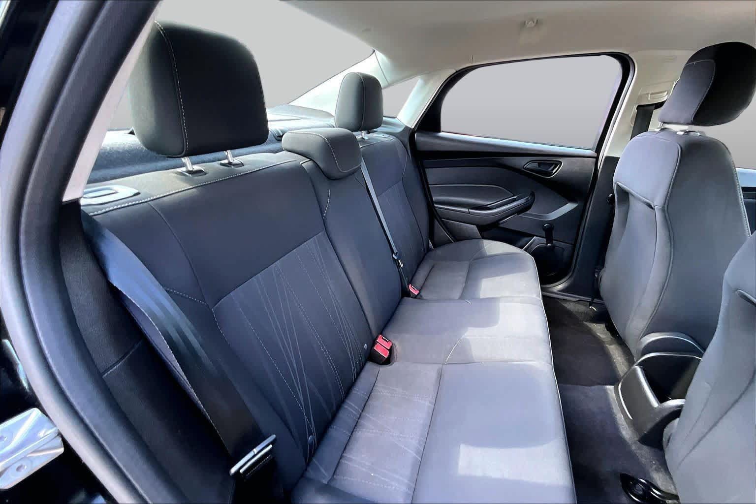 Used 2016 Ford Focus S FWD image 19