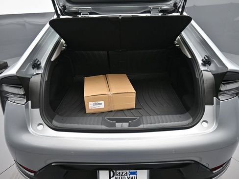 New 2026 Toyota Prius Plug-In Hybrid FWD image 23