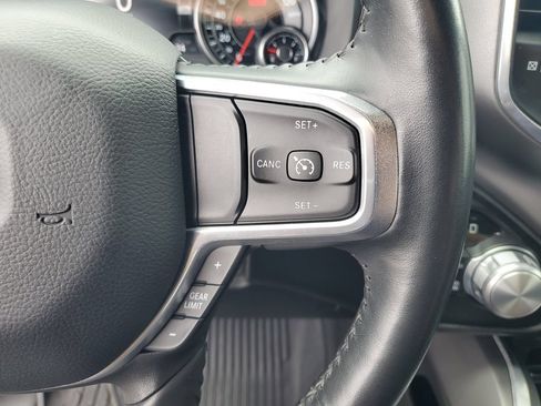 Used 2022 RAM 1500 Laramie AWD/4WD image 12