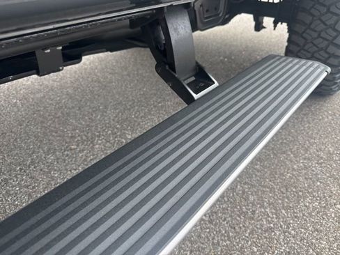 Used 2025 Ford F250 Platinum image 25