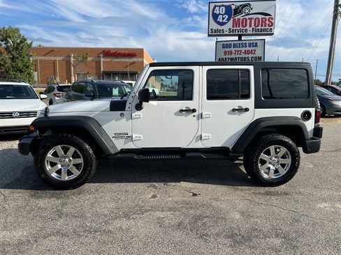 Used 2015 Jeep Wrangler Unlimited Sport w/ Quick Order Package 24S image 2