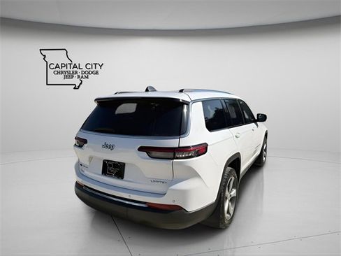 Used 2022 Jeep Grand Cherokee L Limited image 9