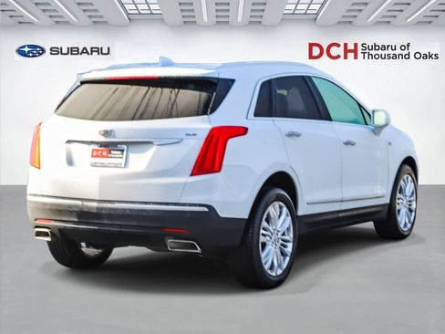 Used 2017 Cadillac XT5 Premium Luxury image 4