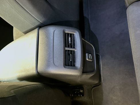 Used 2022 Chevrolet Equinox LT AWD/4WD image 27