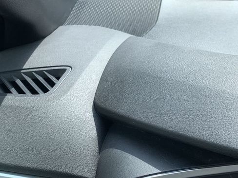 Used 2025 Toyota Corolla SE FWD image 13