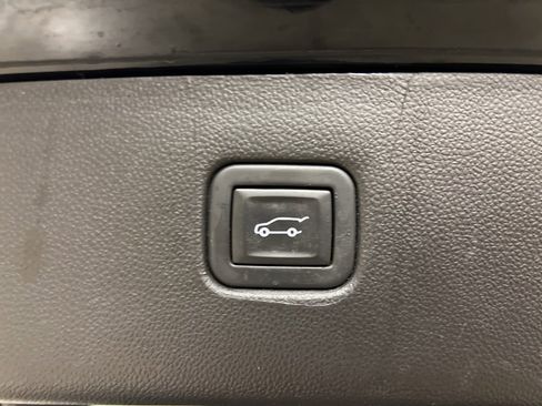 Certified 2023 Chevrolet Blazer LT w/ Convenience Package image 7