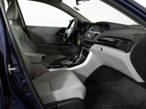 Used 2016 Honda Accord LX image 23