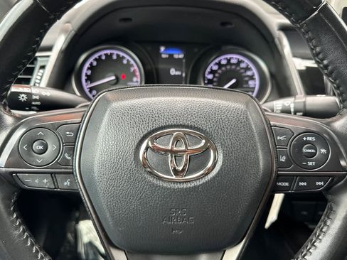 Certified 2022 Toyota Camry SE image 23