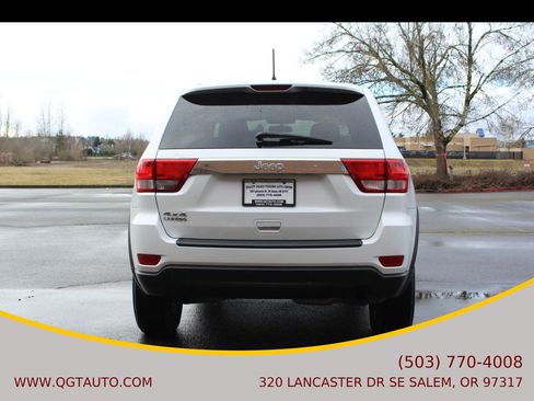 Used 2013 Jeep Grand Cherokee Laredo AWD/4WD image 4