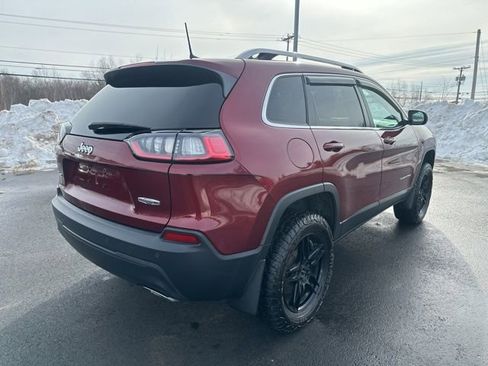 Used 2020 Jeep Cherokee Latitude Plus w/ Cold Weather Group AWD/4WD image 5