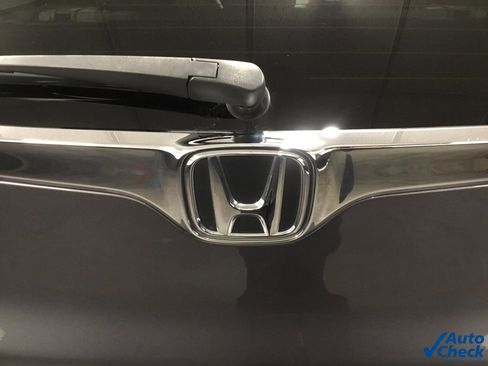 Used 2019 Honda CR-V Touring image 14