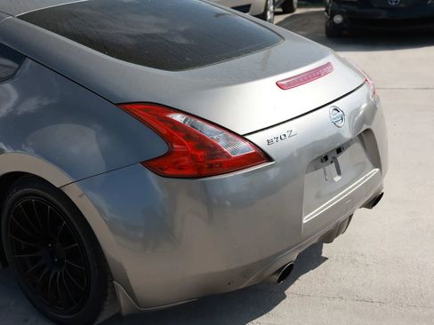 Used 2009 Nissan 370Z Coupe image 29
