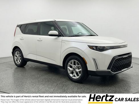 Used 2025 Kia Soul LX w/ LX Technology Package image 1