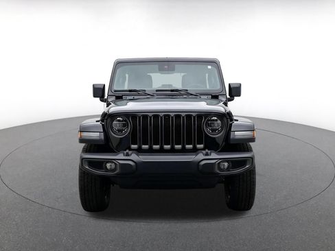 Used 2025 Jeep Wrangler Unlimited Sport AWD/4WD image 2
