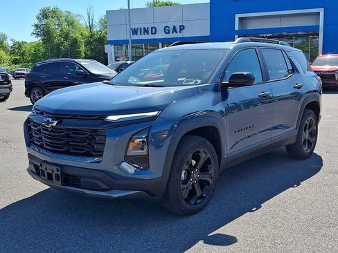 Used 2025 Chevrolet Equinox LT w/ Midnight Edition AWD/4WD image 3