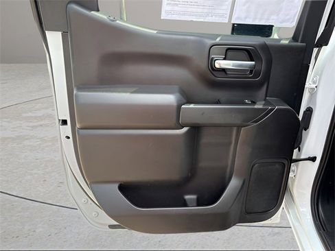 Used 2022 Chevrolet Silverado 1500 Custom Trail Boss image 16