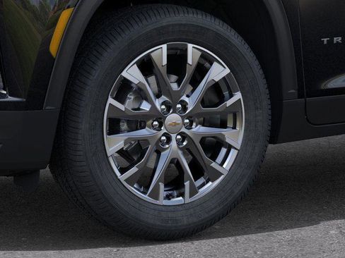 New 2026 Chevrolet Traverse LT w/ Sun and Wheel Package image 9