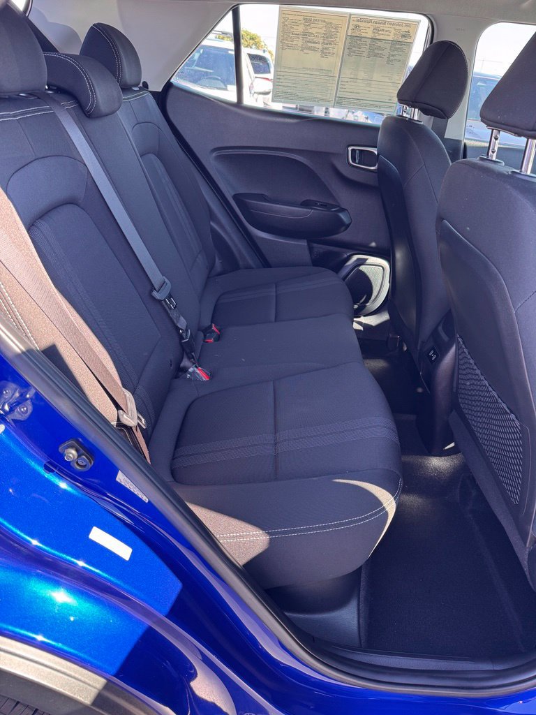 Used 2024 Hyundai Venue SEL FWD image 12
