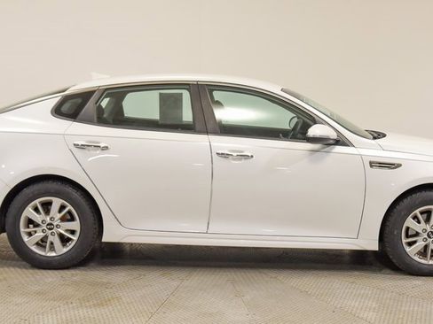Used 2018 Kia Optima LX image 8