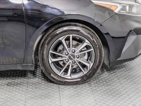 Used 2024 Kia Forte LXS FWD image 33