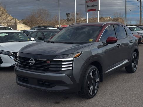 Certified 2025 Nissan Kicks SR w/ SR Premium Package image 1