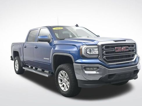 Used 2016 GMC Sierra 1500 SLE w/ SLE Value Package AWD/4WD image 3