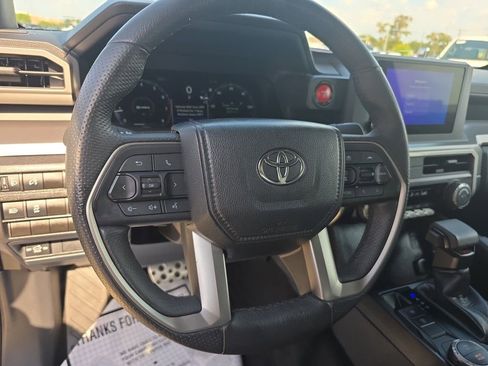 Used 2024 Toyota Tacoma TRD Sport image 10
