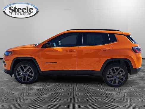 New 2026 Jeep Compass Latitude image 2