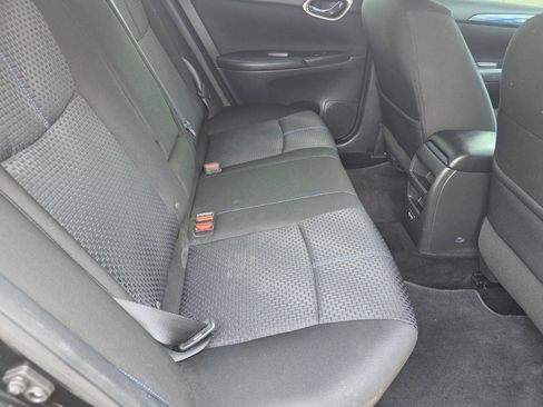 Used 2018 Nissan Sentra SR w/ Technology Package FWD image 9