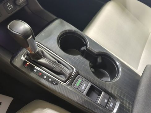 Used 2022 Honda Civic EX image 14