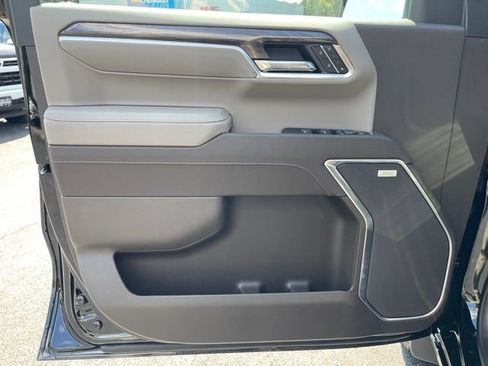 New 2026 Chevrolet Silverado 1500 LTZ AWD/4WD image 19