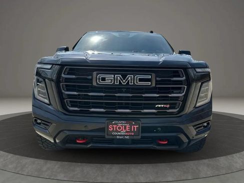 Used 2025 GMC Yukon XL AT4 Ultimate AWD/4WD image 7