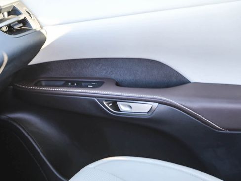 Used 2024 Lexus RX 350h image 16