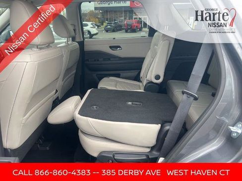 Certified 2022 Nissan Pathfinder Platinum image 12