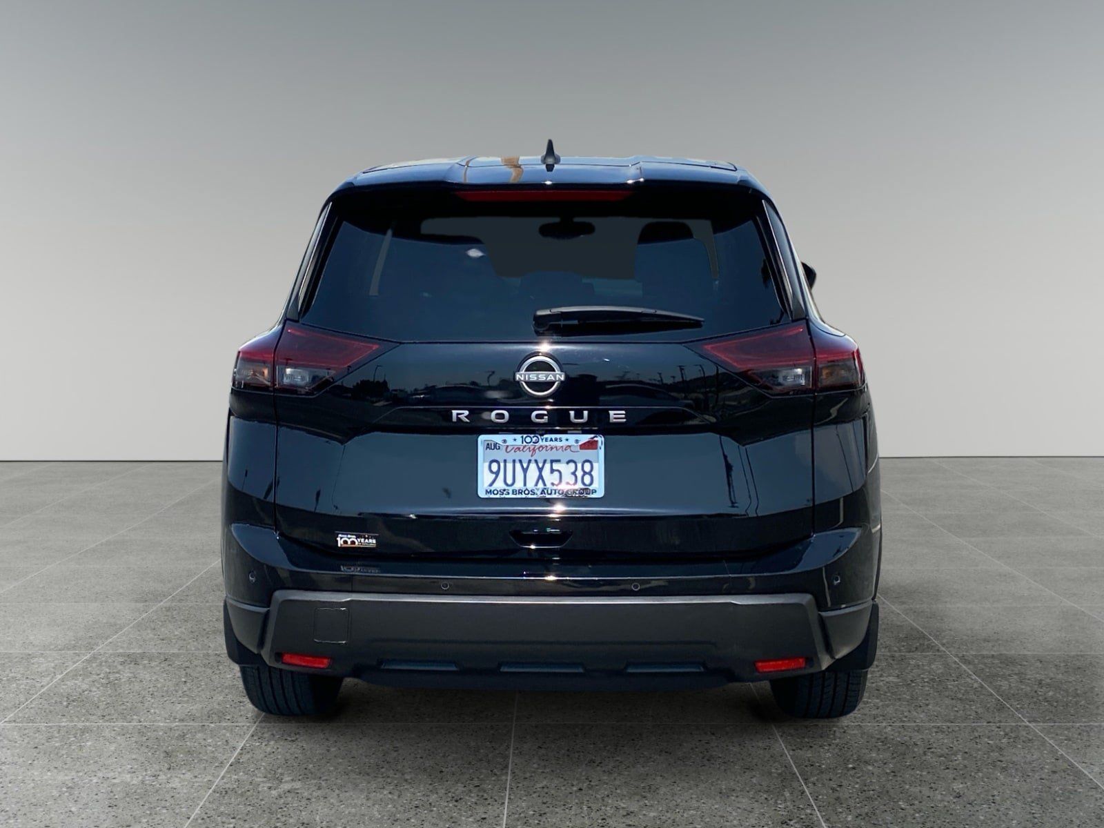 Used 2025 Nissan Rogue S FWD image 4