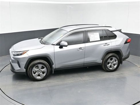 Used 2023 Toyota RAV4 XLE image 36