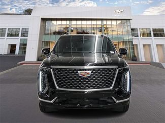 New 2026 Cadillac Escalade Luxury video 2
