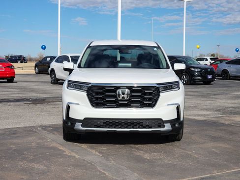 New 2025 Honda Pilot EX-L image 6