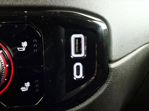 New 2026 GMC Sierra 1500 Elevation w/ Elevation Select Package image 24