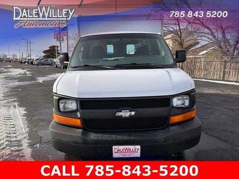 Used 2005 Chevrolet Express 3500 Base image 2