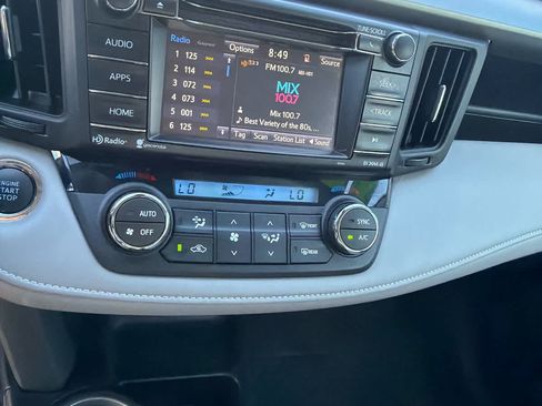 Used 2018 Toyota RAV4 XLE w/ Plus Extra Value Package AWD/4WD image 17