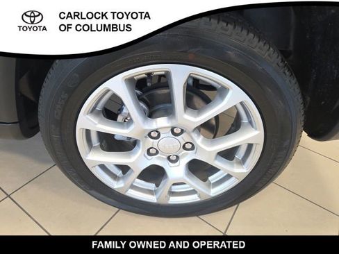 Used 2023 Jeep Compass Latitude AWD/4WD image 9