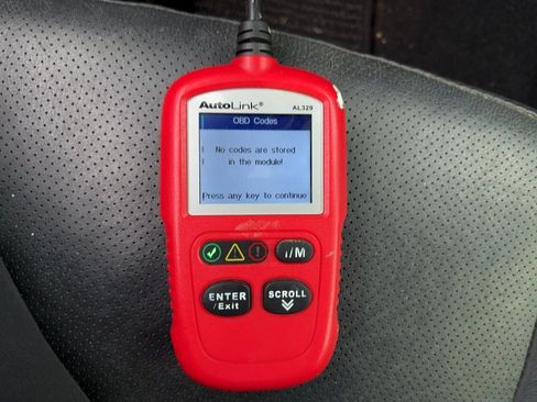 Used 2015 Subaru Forester 2.5i Limited image 10