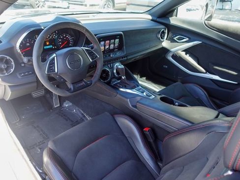 Used 2018 Chevrolet Camaro ZL1 image 12