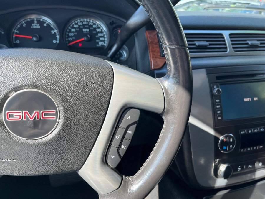 Used 2008 GMC Sierra 2500 SLT w/ Z71 Off-Road Package AWD/4WD image 20
