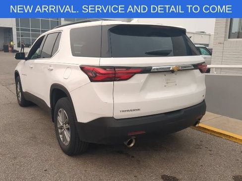 Used 2023 Chevrolet Traverse LT FWD image 4