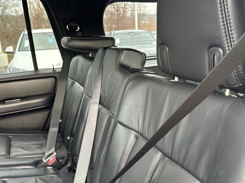 Used 2017 Lincoln Navigator Select image 33