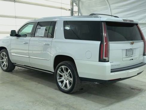 Certified 2016 Cadillac Escalade ESV Premium image 7