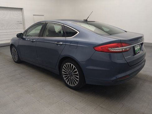Used 2018 Ford Fusion SE w/ Fusion SE Technology Package FWD image 3
